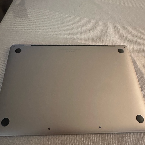2019 Apple MacBook Pro Space Gray Laptop - Space Gray 13 inch